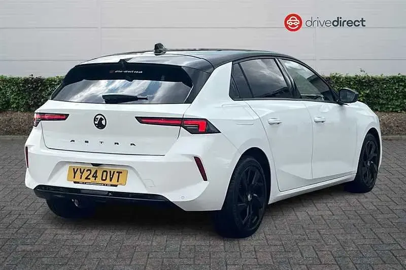 Used Vauxhall Astra 2024 White Hatchback