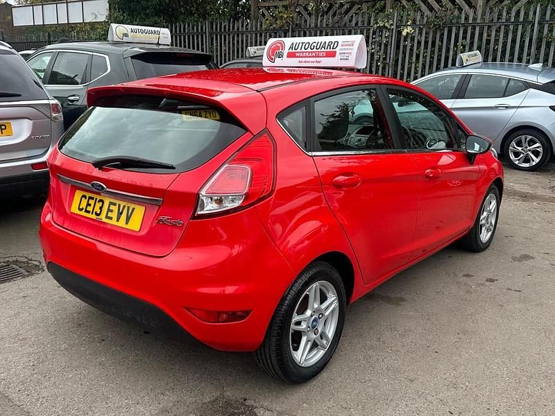 Used Ford Fiesta Zetec 2013 Red Hatchback