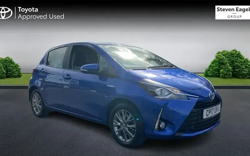 Used Toyota Yaris 101 HP (74 kW) 2017 Hatchback