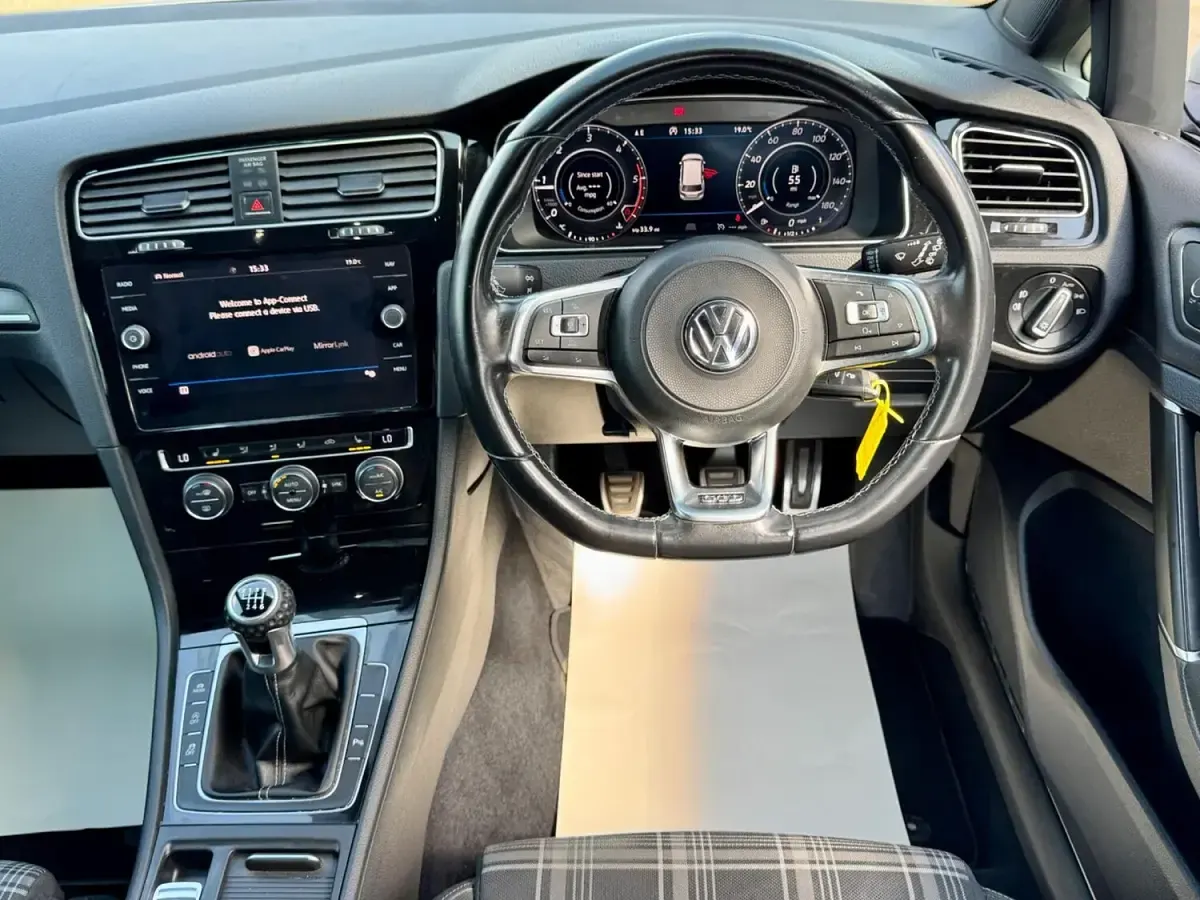 Used VW Golf VII GTD 184 HP (135 kW) 2018 White Estate