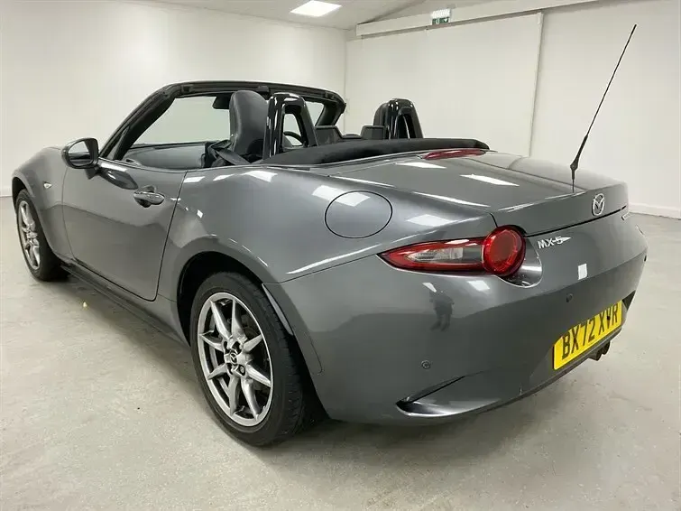 Used Mazda MX5 Inclusive 132 HP (97 kW) 2022 Grey Cabriolet