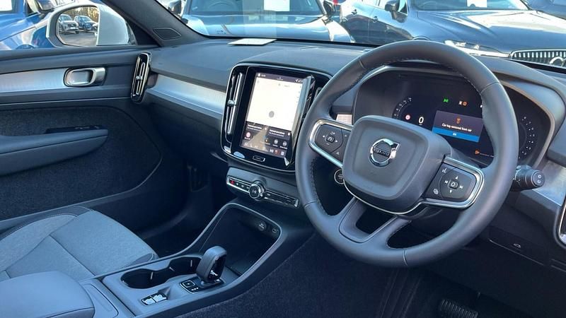 Used Volvo XC40 Core 2025 White SUV