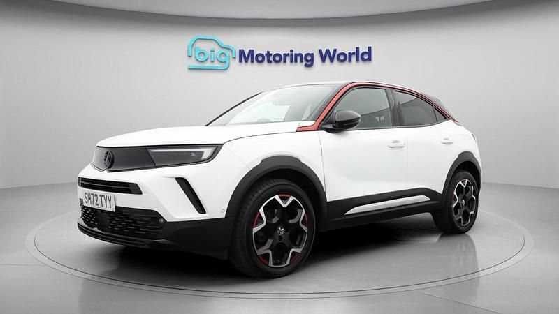 Used Vauxhall Mokka GS Line 129 HP (94 kW) 2023 White SUV