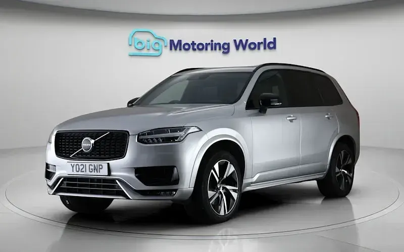 Used Volvo XC90 R-Design 235 HP (172 kW) 2021 SUV