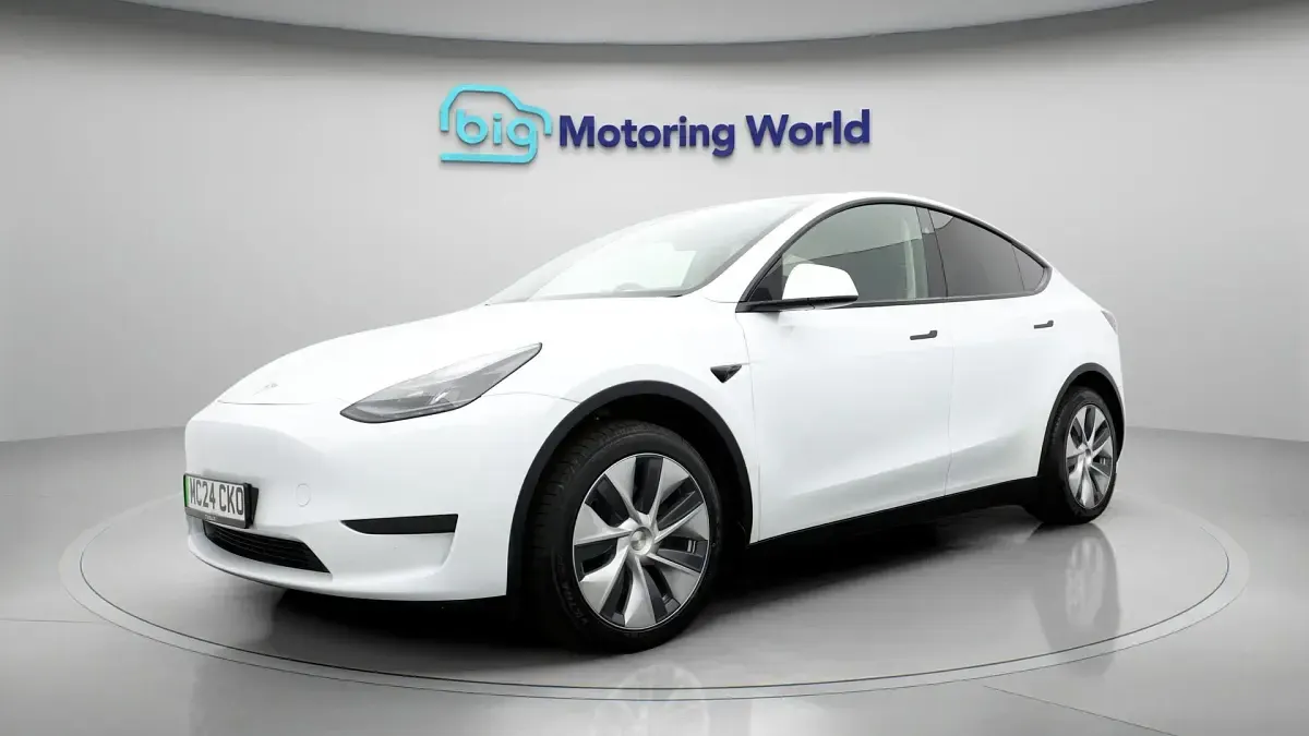 Used Tesla Model Y RWD 254 kW (346 HP) 2024 White SUV