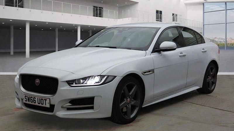 Used Jaguar XE R-Sport 2017 White Sedan