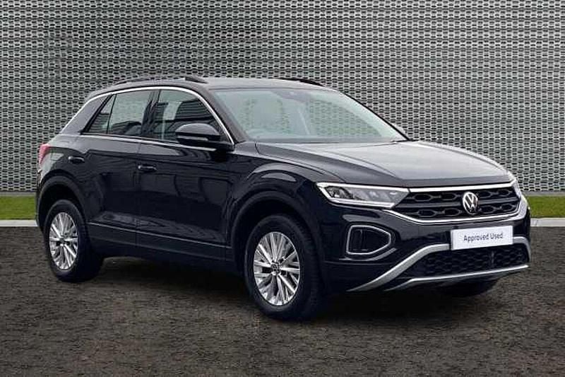 Used 2023 VW T-Roc SUV | £21,132 (Good price) - Image 1/4