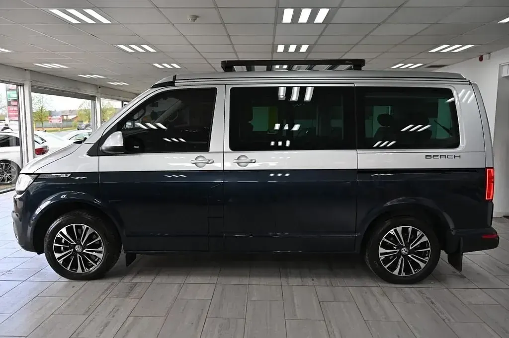 Usado VW California Beach 2025 Azul Van