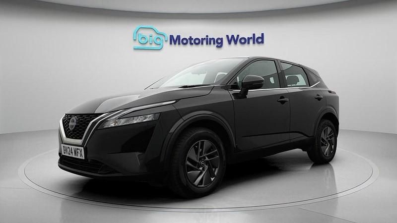Used Nissan Qashqai Acenta Premium 140 HP (102 kW) 2024 Black SUV