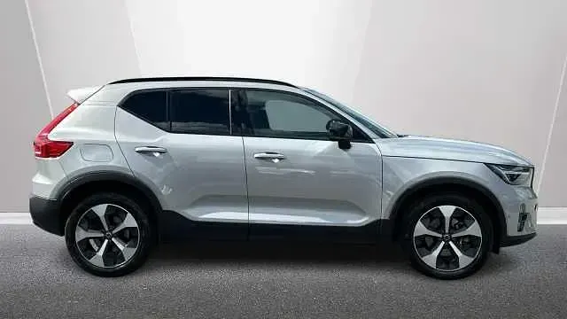Usado Volvo XC40 Ultimate 161 HP (118 kW) 2024 SUV
