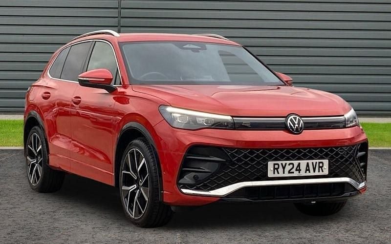 Usado VW Tiguan R-line 150 CV (110 kW) 2025 SUV