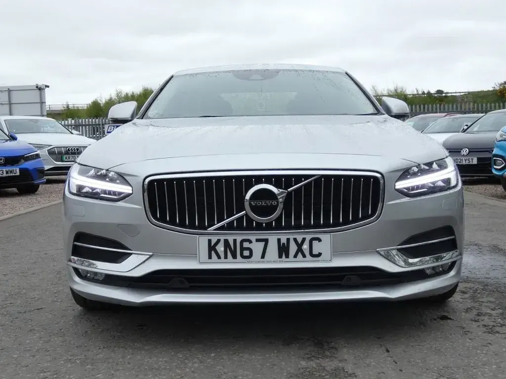 Used Volvo S90 Inscription 235 HP (172 kW) 2017 Silver Sedan