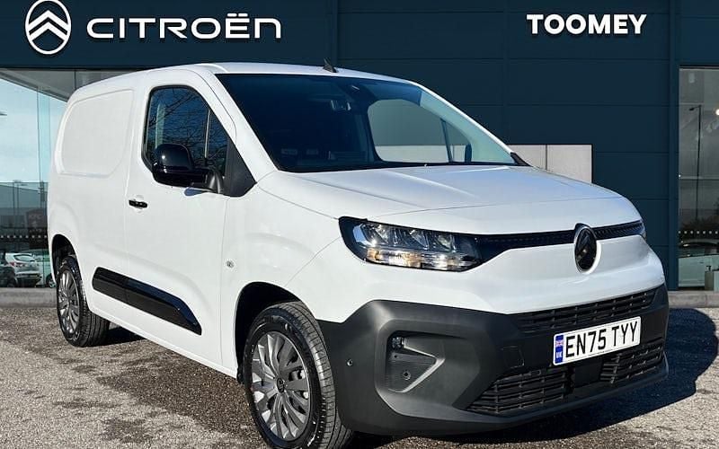 Second-hand Citroën Berlingo 102 CP (75 kW) 2025 Monovolum
