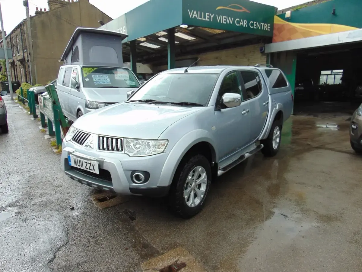 Used Mitsubishi L200 Warrior 176 HP (129 kW) 2011 Silver Pickup