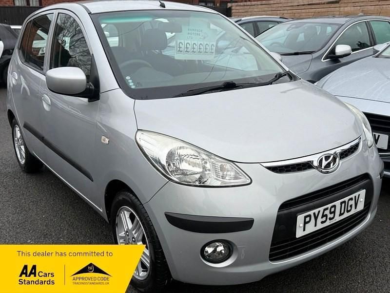 Silver Used 2009 Hyundai i10 Comfort Hatchback | £4,999 (Fair price) - Image 1/4