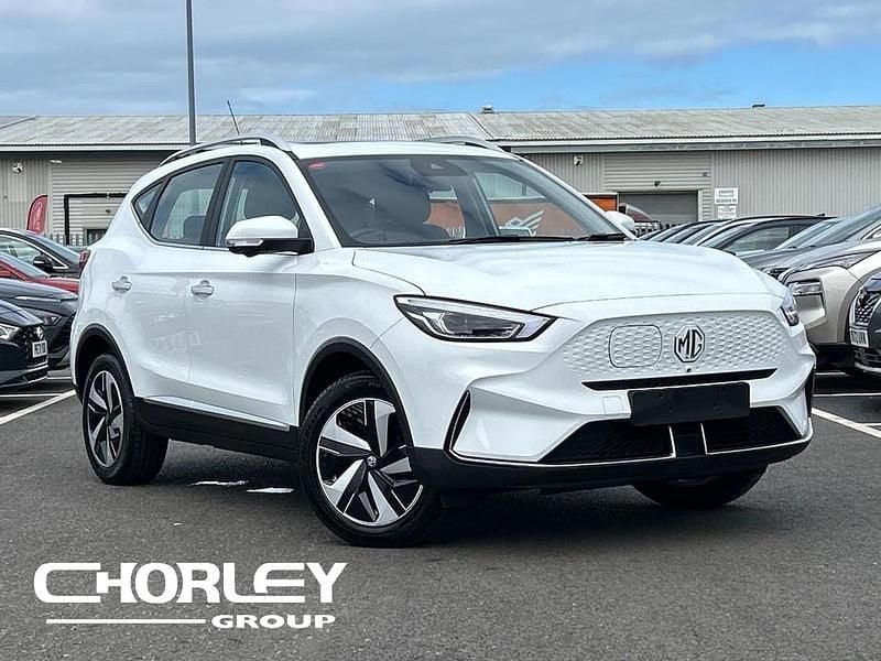 White Used 2022 Hyundai Inster Hatchback | £15,793 - Image 1/4