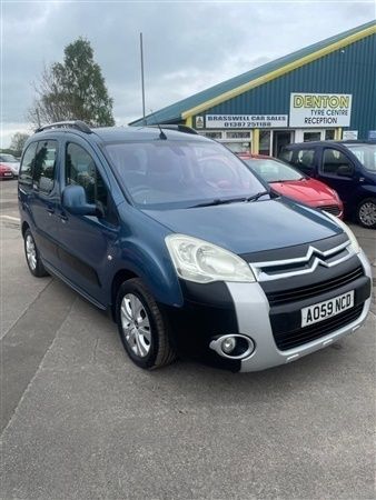 Blue Used 2009 Citroën Berlingo XTR MPV | £3,995 (Fair price) - Image 1/4