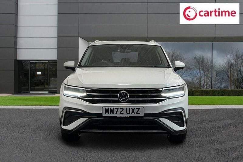 Used VW Tiguan Allspace Life 150 HP (110 kW) 2022 White SUV