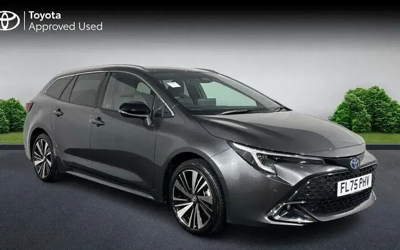 Used Toyota Corolla Design 140 HP (102 kW) 2025 Estate