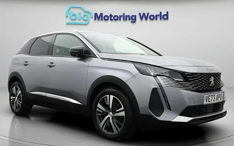 Second-hand Peugeot 3008 Allure 131 CP (96 kW) 2023 SUV