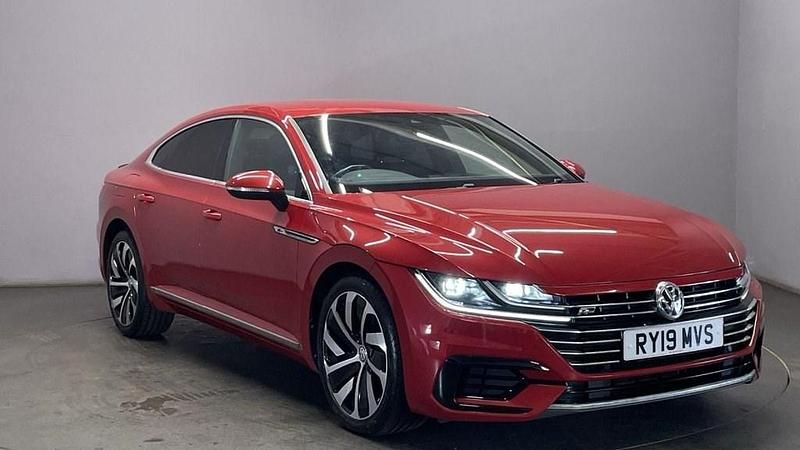 Used VW Arteon R-line 150 HP (110 kW) 2019 Red Hatchback