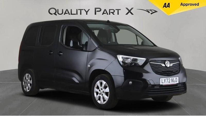Second-hand Vauxhall Combo S 2023 Negru Monovolum