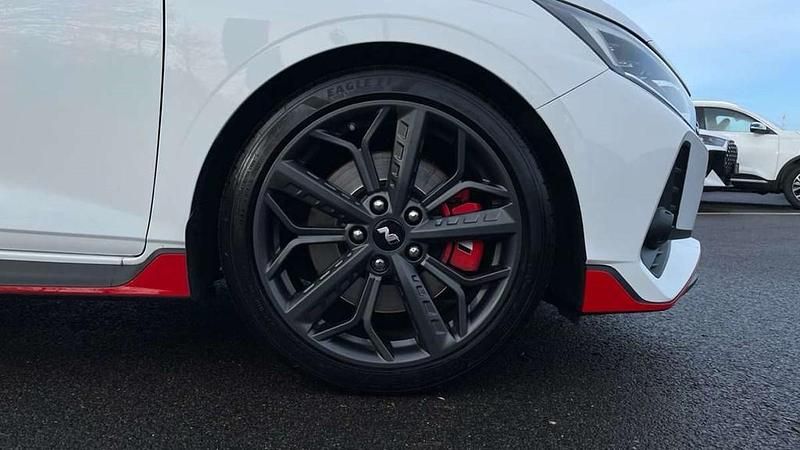 Used Hyundai i20 204 HP (150 kW) 2023 White Hatchback