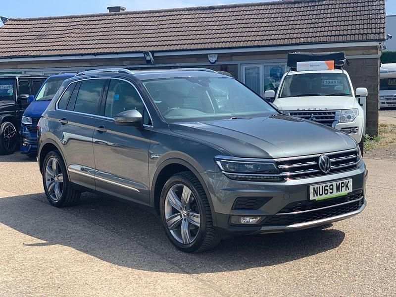Grey Used 2019 VW Tiguan SEL SUV | £16,995 (Good price) - Image 1/4