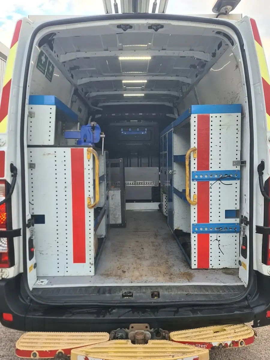 Used Vauxhall Movano 130 HP (95 kW) 2018 White MPV