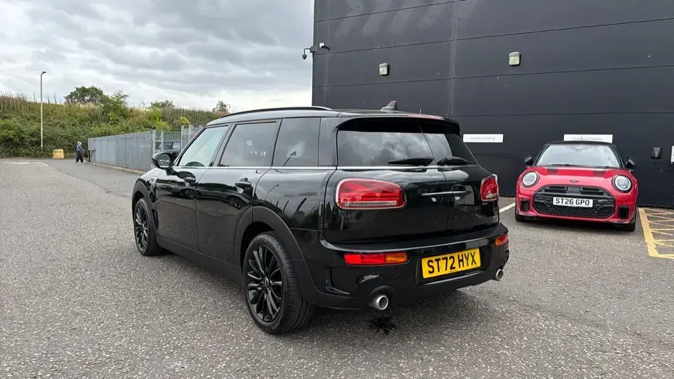 Used Mini Cooper S Clubman Classic 176 HP (129 kW) 2022 Black Estate