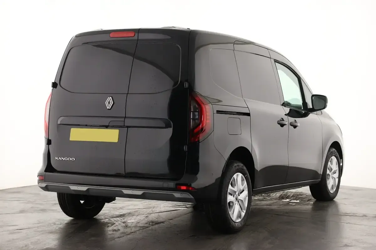New Renault Kangoo 95 HP (69 kW) 2026 Black MPV