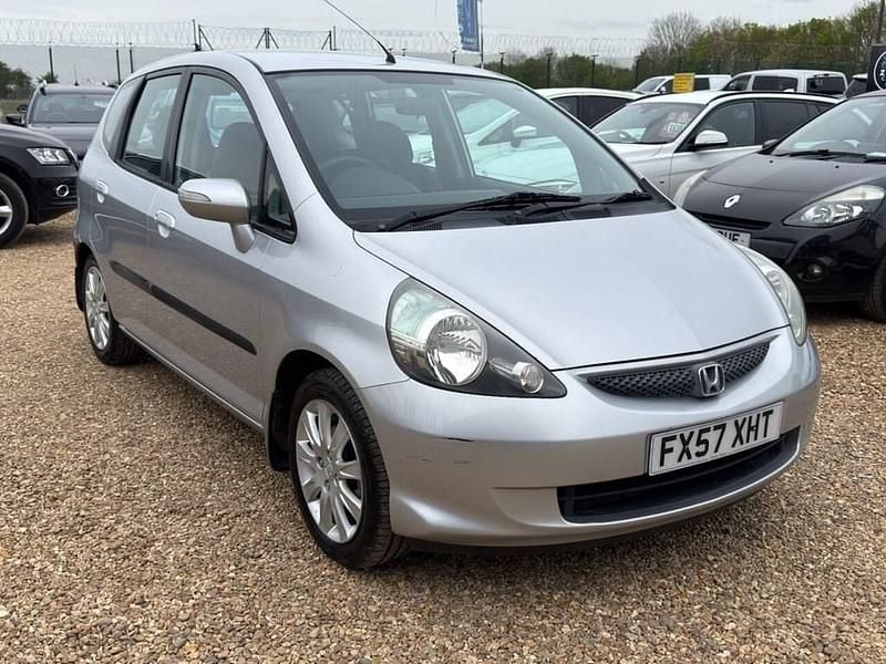 Used Honda Jazz SE 82 HP (60 kW) 2007 Silver Hatchback