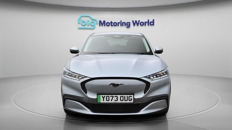 Begagnad Ford Mustang Mach-E Standard Range 197 kW (269 HK) 2024 SUV