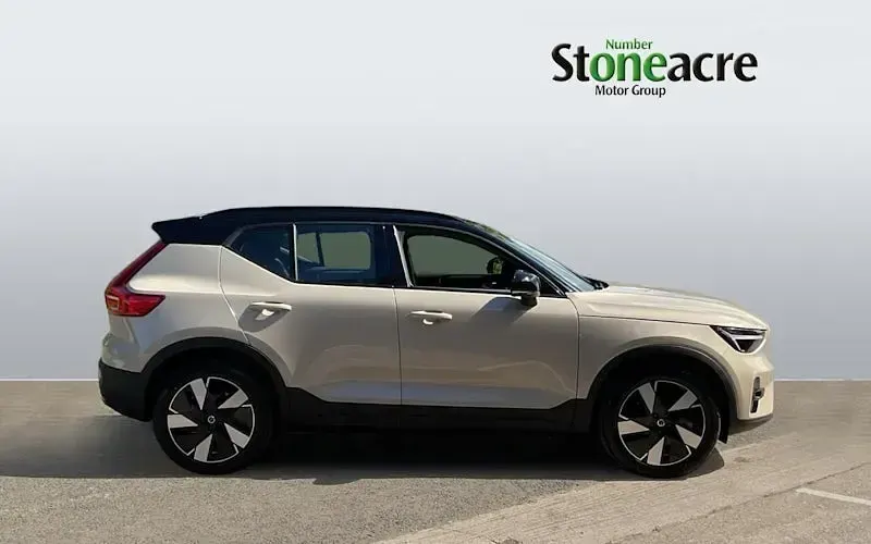 New Volvo EX40 Plus 185 kW (252 HP) 2025 Brown SUV