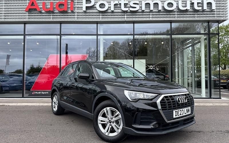 Used Audi Q3 Design 150 HP (110 kW) 2023 Black SUV