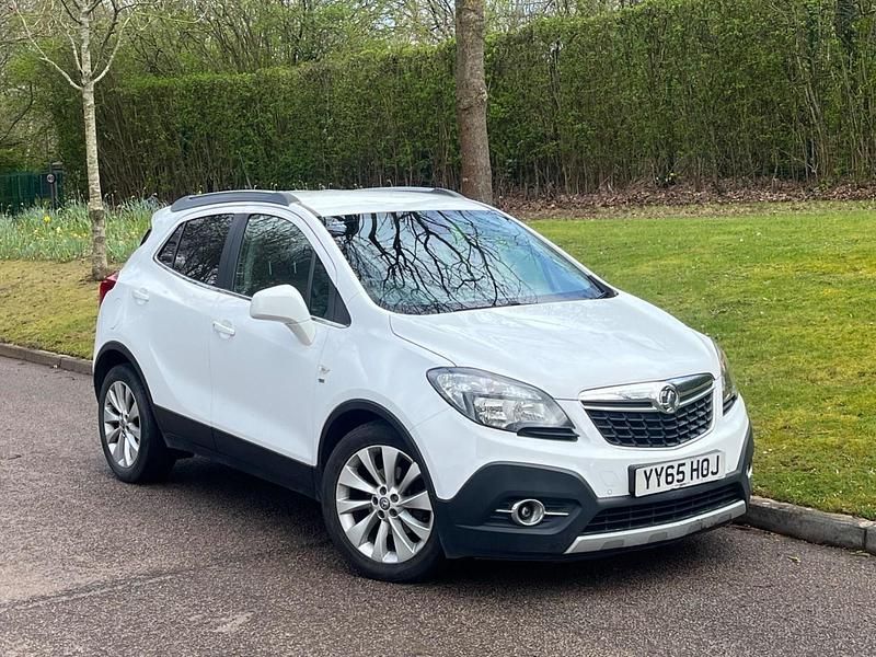 Used Vauxhall Mokka 140 HP (102 kW) 2015 White SUV