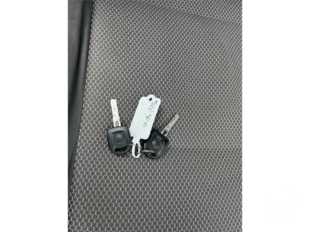 Used VW Fox 55 HP (40 kW) 2006 Black Hatchback