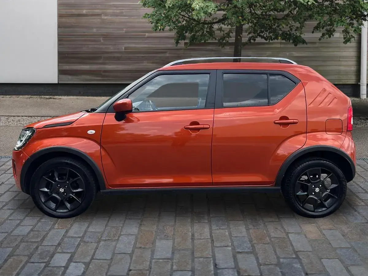 Używany Suzuki Ignis SZ-T 83 KM (61 kW) 2023 Pomarańczowy SUV