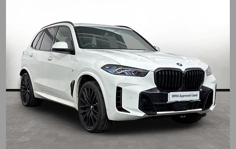 White Used 2024 BMW X5 M Sport SUV | £73,200 (Expensive) - Image 1/3