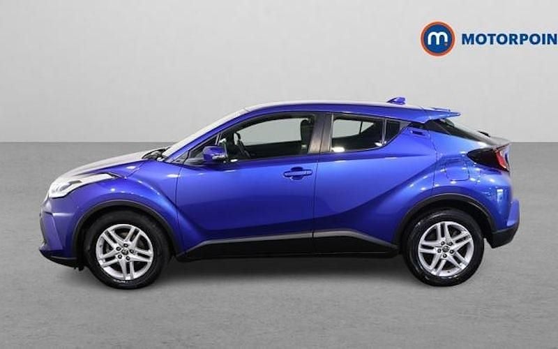 Used Toyota C-HR 122 HP (89 kW) 2023 SUV