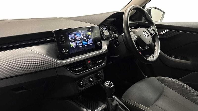 Used Skoda Kamiq SE 94 HP (69 kW) 2023 Grey SUV