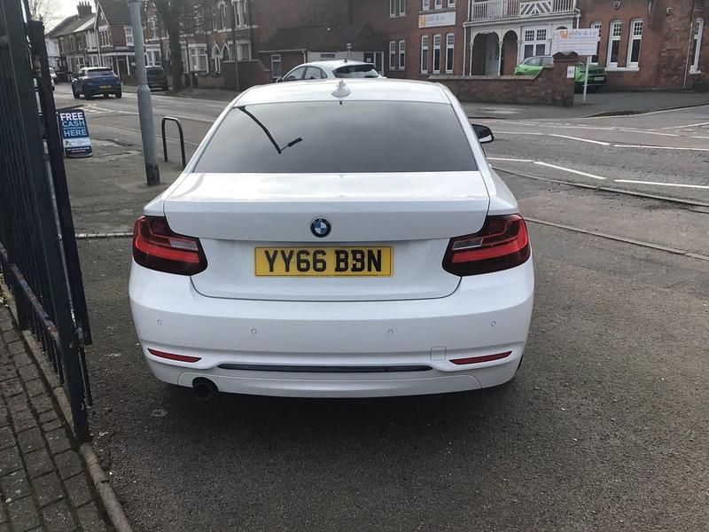 Used BMW 218 Sport Line 2016 White Coupe