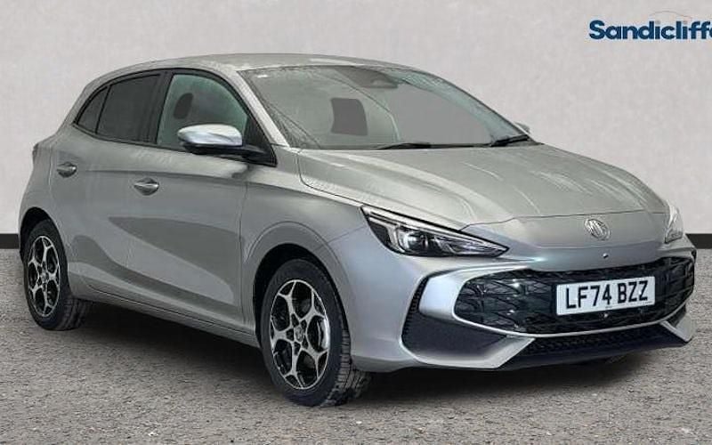 Metallic southwark silver Used 2024 MG MG3 Trophy Hatchback | £16,000 (Good price) - Image 1/4