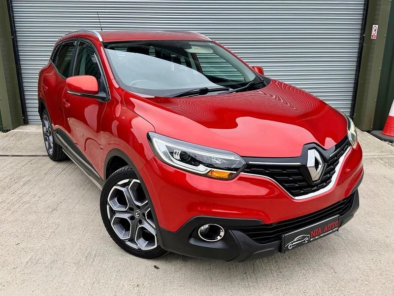 Begagnad Renault Kadjar Dynamique 130 HK (95 kW) 2015 Röd SUV