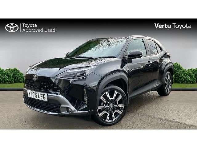 Used Toyota Yaris Cross 128 HP (94 kW) 2025 Black SUV
