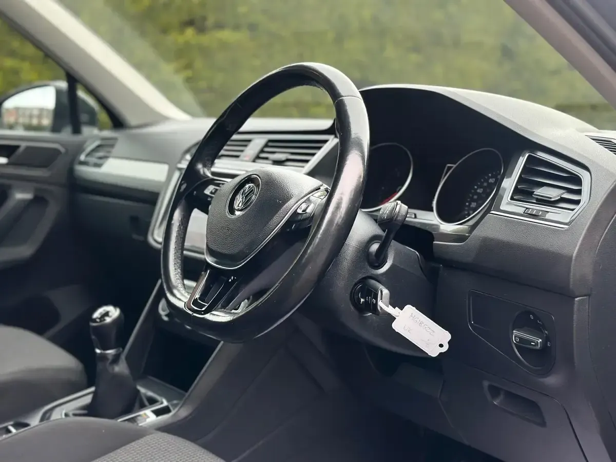 Used VW Tiguan S 150 HP (110 kW) 2018 Grey SUV