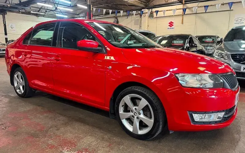 Used Skoda Rapid Elegance 105 HP (77 kW) 2014 Hatchback