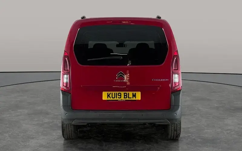 Used Citroën Berlingo Flair 110 HP (80 kW) 2019 Red MPV