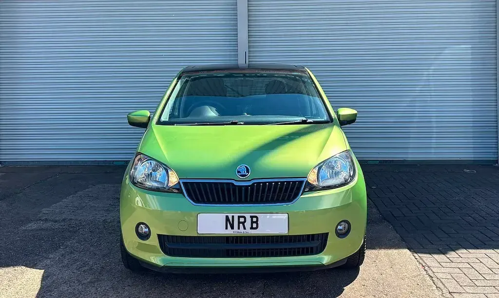 Used Skoda Citigo SE L 75 HP (55 kW) 2015 Green Hatchback