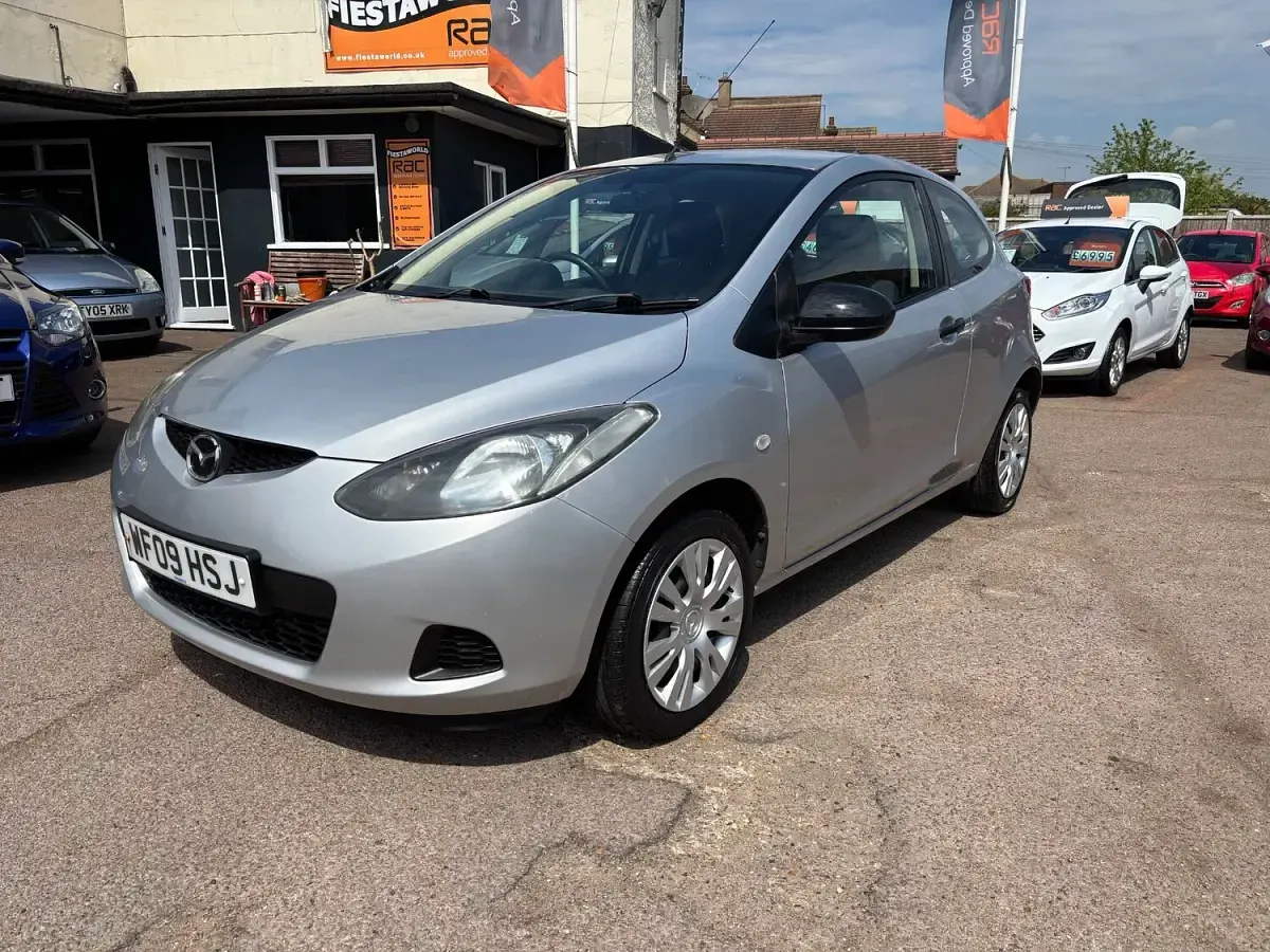 Used Mazda 2 2009 Silver Hatchback